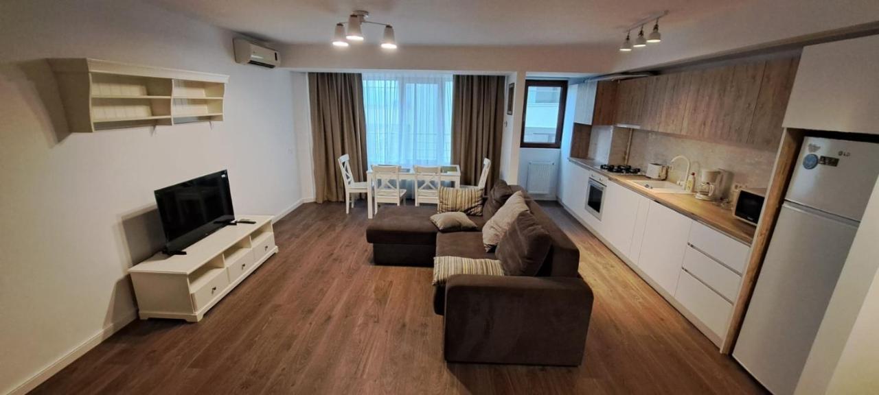 C&Y Zev Apartments Mamaia Eksteriør billede