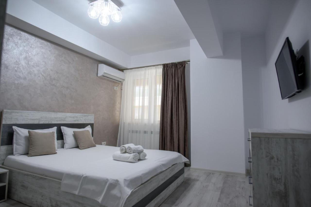 C&Y Zev Apartments Mamaia Eksteriør billede