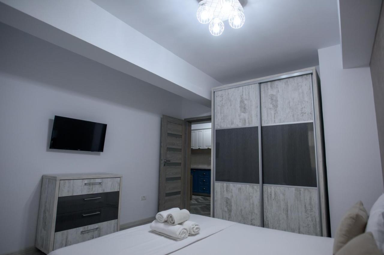 C&Y Zev Apartments Mamaia Eksteriør billede