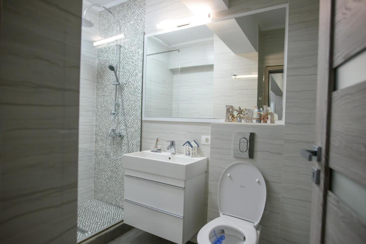 C&Y Zev Apartments Mamaia Eksteriør billede