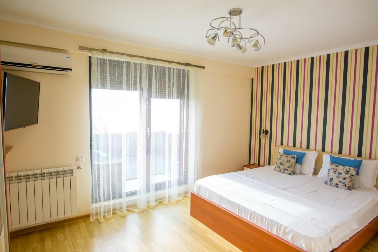C&Y Zev Apartments Mamaia Eksteriør billede